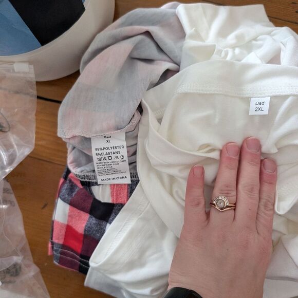 Matching Family Pajama Christmas Set Mom Dad Baby 18-24 Months Dog - Picture 4 of 5